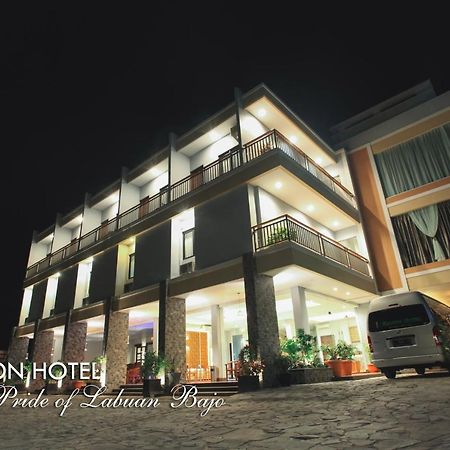 Kalton Hotel Лабуан Баджо Екстериор снимка