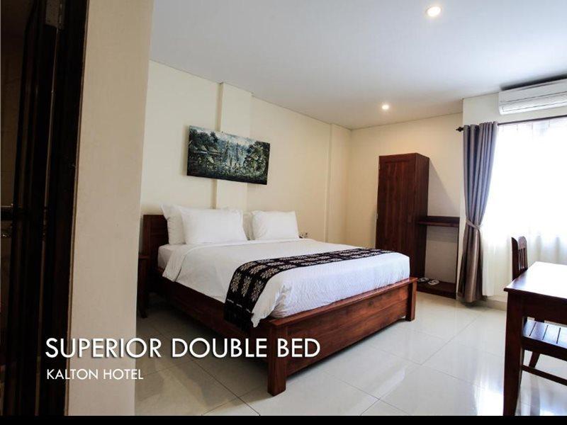 Kalton Hotel Лабуан Баджо Екстериор снимка